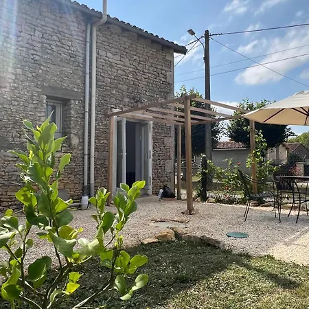 펜션 Le Petit Vignoble - Maison Vigneronne Et Vigne *